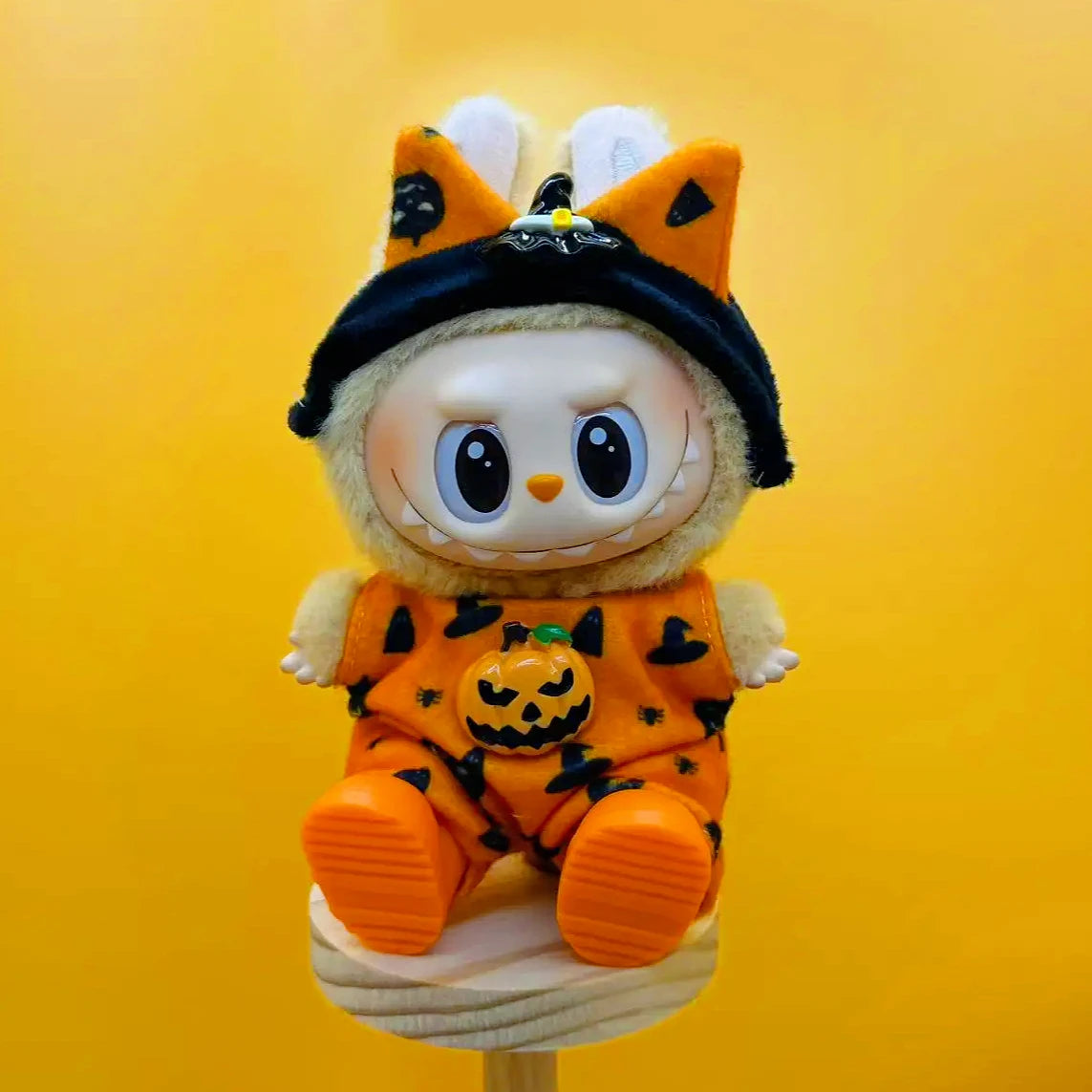 🎃 Labubu Halloween Party Looks – Pumpkin, Witch & Bear