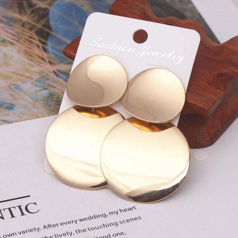 Lustre: Korea Pearl Earrings | Vintage Elegance in Modern Style