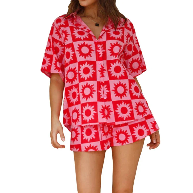 Oh So Stylish! Graphic Print 2-Piece Shorts Set