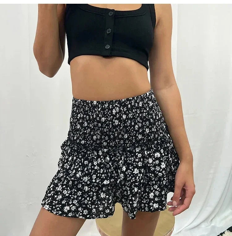 Floral Ruffle Mini Skirt – Playful & Chic 🌸💖