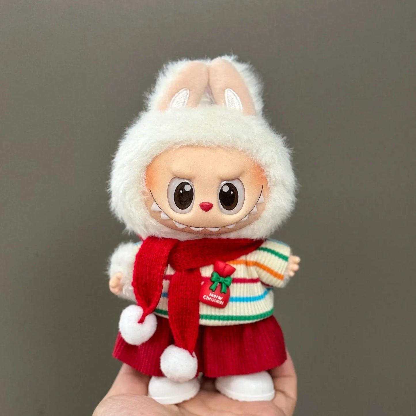 Labubu Christmas Dress-Up – Tiny Outfits, Big Holiday Energy!