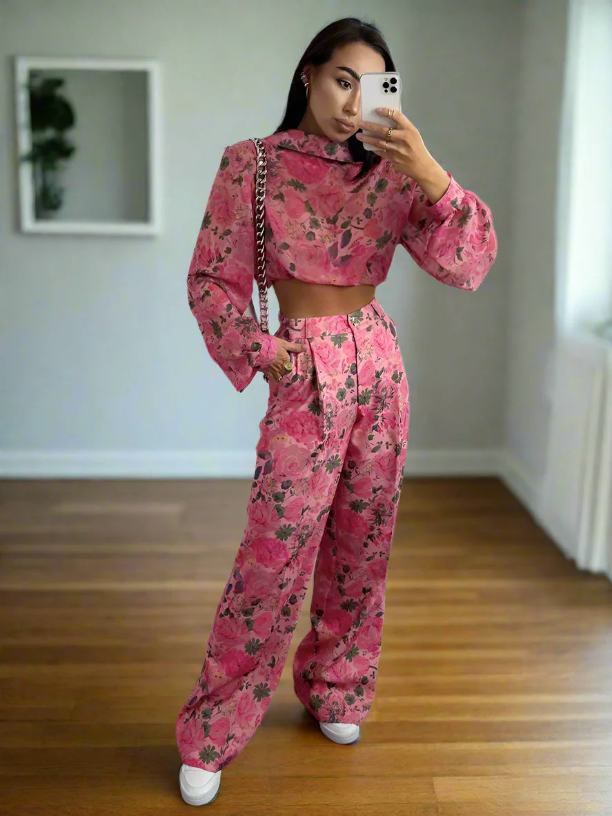 Bold Botanica: Effortless Glam Meets Retro Edge