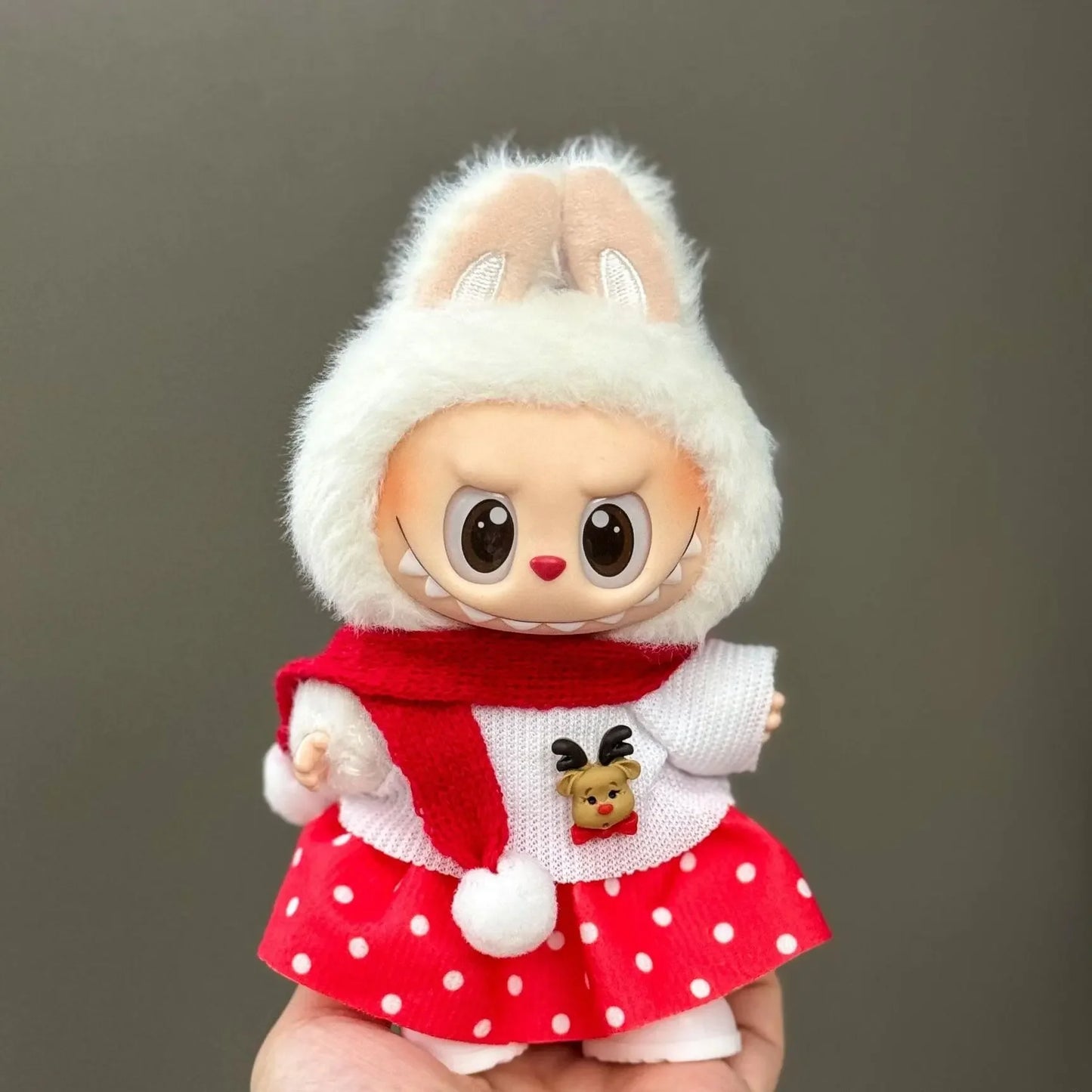Labubu Christmas Dress-Up – Tiny Outfits, Big Holiday Energy!